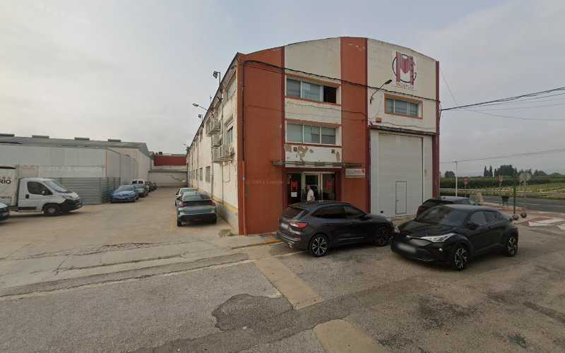 Fotografia tomada fuera de Recurshotel - Carpintería en L'Alcúdia, Valencia