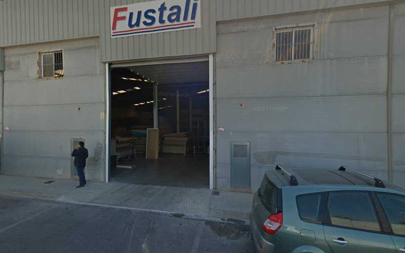Fotografia tomada fuera de Fustali S L - Proveedor de materiales de construcción en L'Alcúdia, Valencia