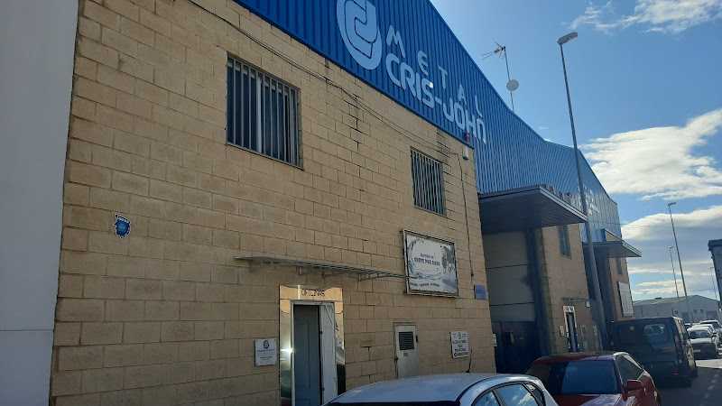 Fotografia tomada fuera de Metal Cris-Jhon S.L. - Taller de maquinaria en L'Alcúdia, Valencia