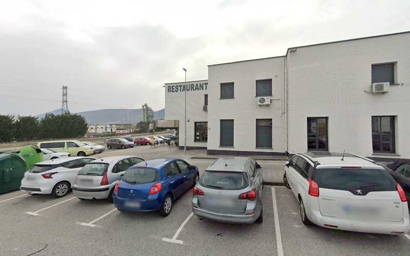 Fotografia tomada fuera de Aldoma - Carpintería metálica y de aluminio en Beriáin, Navarra