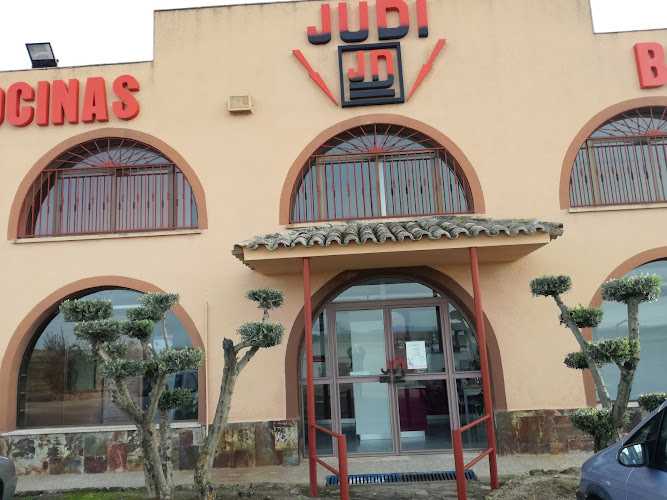 Fotografia tomada fuera de Muebles Judi SL - Fábrica de muebles en Gerindote, Toledo