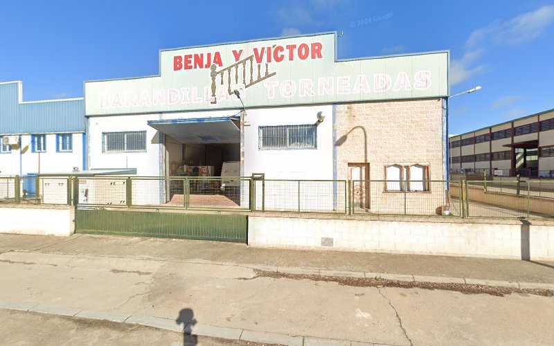 Fotografia tomada fuera de BARANDILLAS TORNEADAS BENJA Y VICTOR S.L. - Carpintero en Alcabón, Toledo