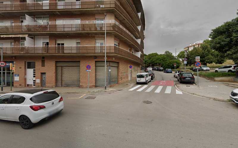 Fotografia tomada fuera de emilià fusteria al detall - Ebenista en Mataró, Barcelona