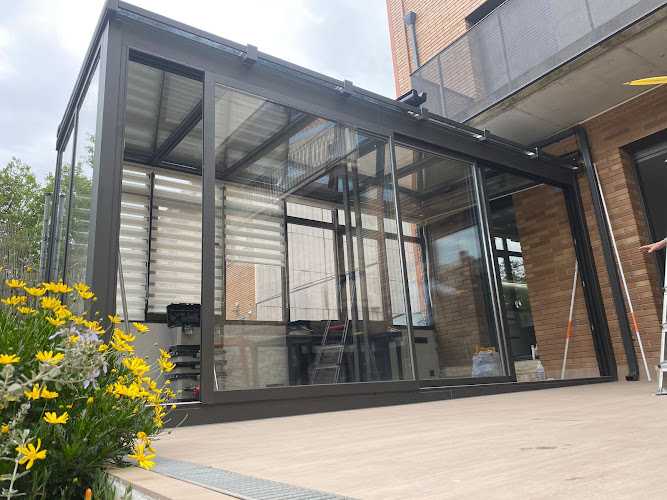 Fotografia tomada fuera de Aluminios-Carpintería Metálica Aludema S.l. - Carpintería metálica y de aluminio en Mataró, Barcelona
