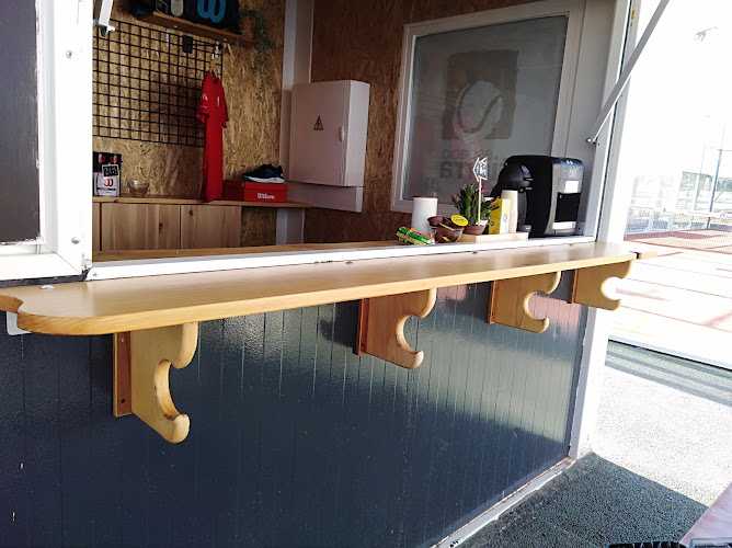 Fotografia tomada fuera de Carpintero Herminio Rueda - Carpintero en San Cristóbal de Segovia, Segovia