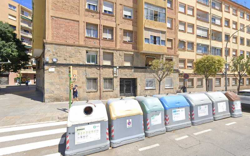 Fotografia tomada fuera de Aluminios Maresme - Metal·listeria en Mataró, Barcelona