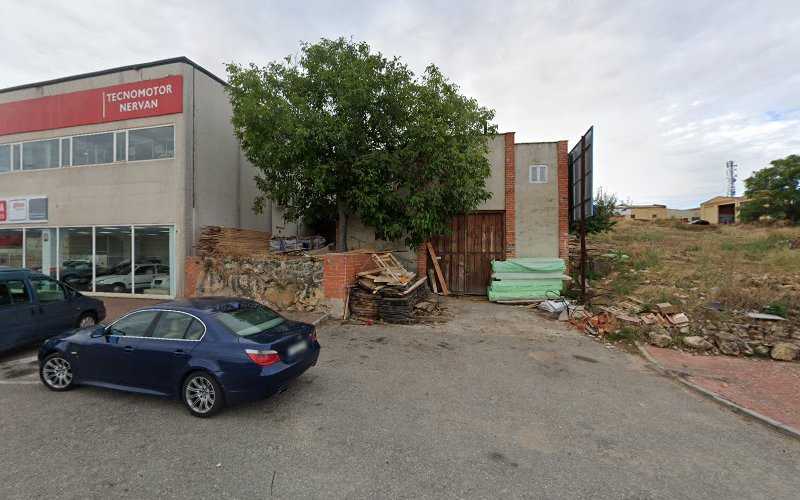 Fotografia tomada fuera de Maderas moreno - Carpintería en La Lastrilla, Segovia