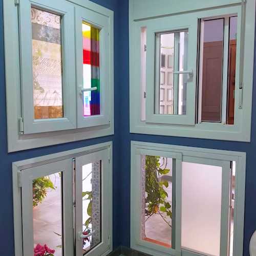 Fotografia tomada fuera de Gova Ventanas Málaga - Carpintería de Aluminio y PVC - Carpintería metálica y de aluminio en Málaga, Málaga