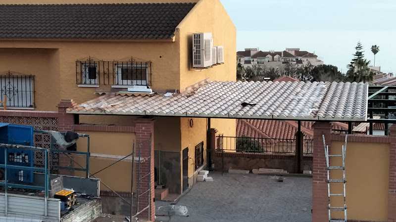 Fotografia tomada fuera de CARPINTERÍA METÁLICA JAYPA - Carpintería metálica y de aluminio en Málaga, Málaga