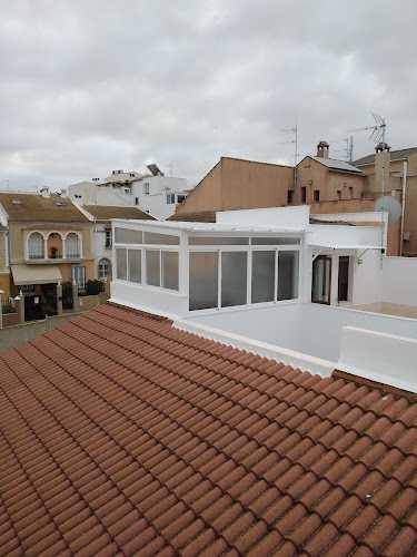 Fotografia tomada fuera de ALUDAVI Carpinteria de Aluminio - Carpintería metálica y de aluminio en Lucena, Córdoba