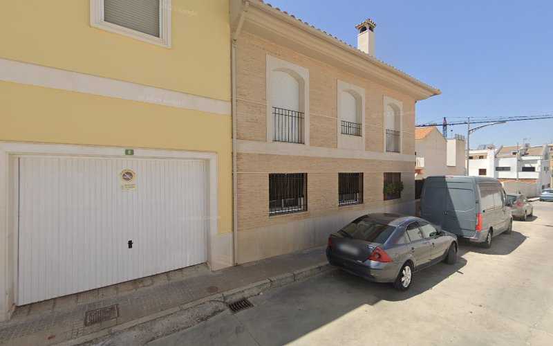 Fotografia tomada fuera de Maderas Doñana (Fábrica) - Centro comercial en Lucena, Córdoba