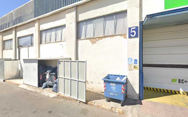 Fotografia tomada fuera de Entre Espacios - Carpintería en Lucena, Córdoba