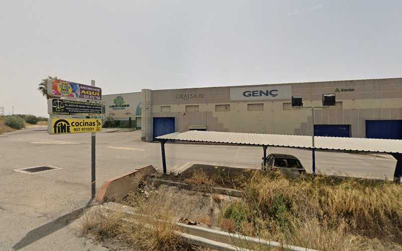 Fotografia tomada fuera de Kayalar Kimya Lucena - Cabinet maker en Lucena, Córdoba