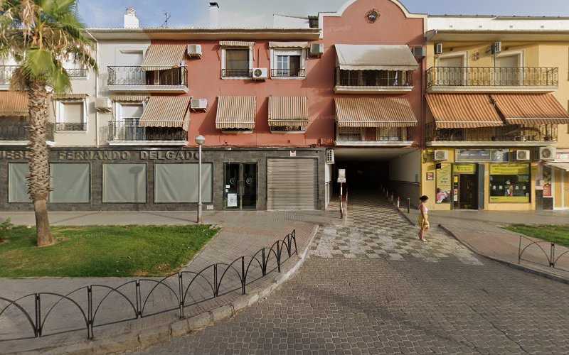 Fotografia tomada fuera de Muebles FDelgado - Tienda de muebles en Lucena, Córdoba