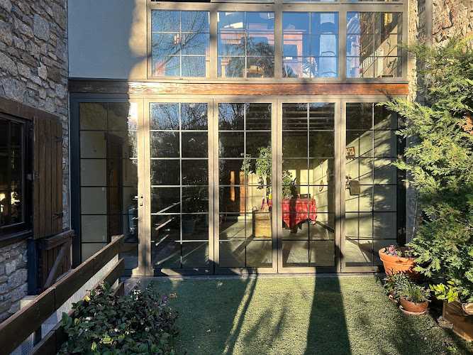 Fotografia tomada fuera de VIDRES FERMIN S.L. - Metal·listeria en La Seu d'Urgell, Lérida