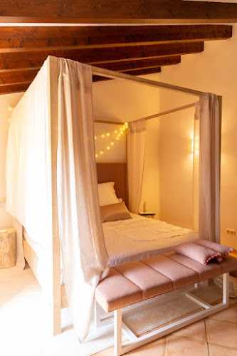 Fotografia tomada fuera de Selva Furniture | Ebanísteria Selva - Carpintería en Selva, Baleares