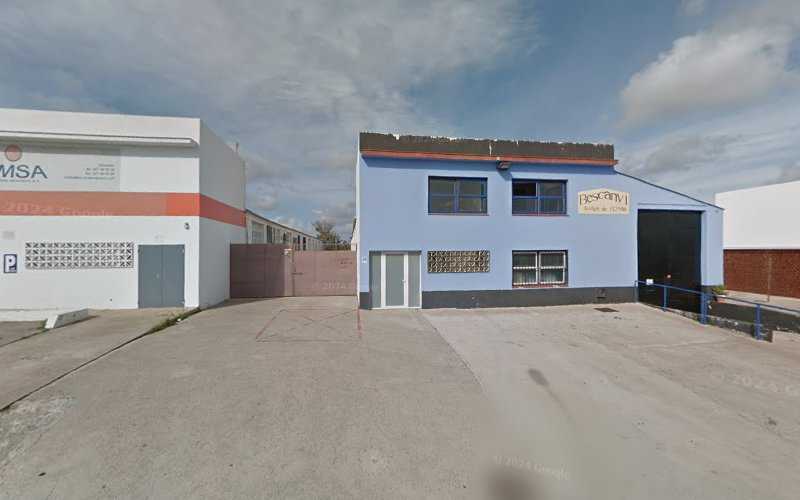 Fotografia tomada fuera de CARPINTERÍA JM VICO - Carpintería en Mahón, Baleares