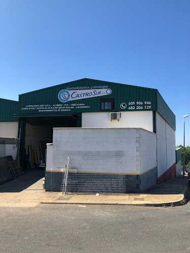 Fotografia tomada fuera de Castrosur Mantenimientos y Montajes S.L. - Carpintería metálica y de aluminio en Delgadas (Las), Huelva