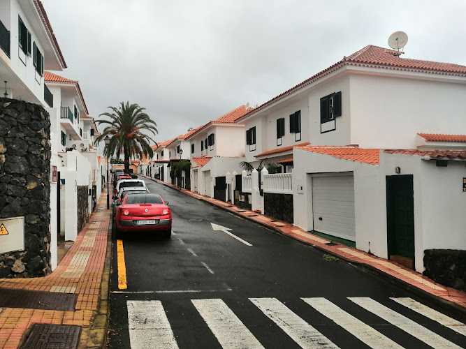 Fotografia tomada fuera de La Corujera - Carpintería metálica y de aluminio en La Corujera, Santa Cruz de Tenerife