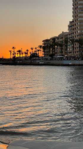 Fotografia tomada fuera de Hermanos Robles - Carpintería en Guardamar del Segura, Alicante