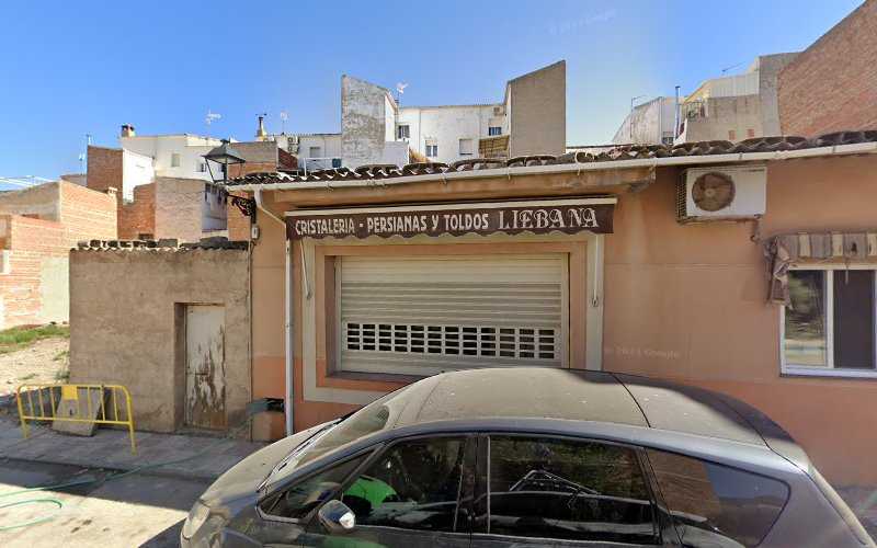 Fotografia tomada fuera de PEDRO MANUEL LIEBANA HERRADOR - Carpintería metálica y de aluminio en Los Villares, Jaén