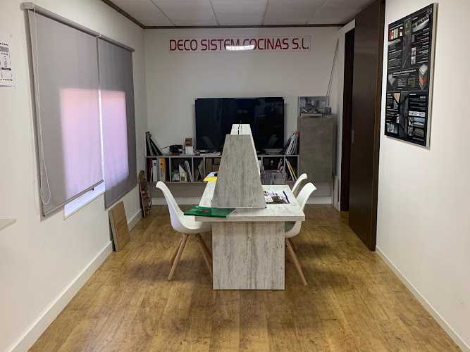 Fotografia tomada fuera de Deco Sistem - Tienda de muebles en Rojales, Alicante