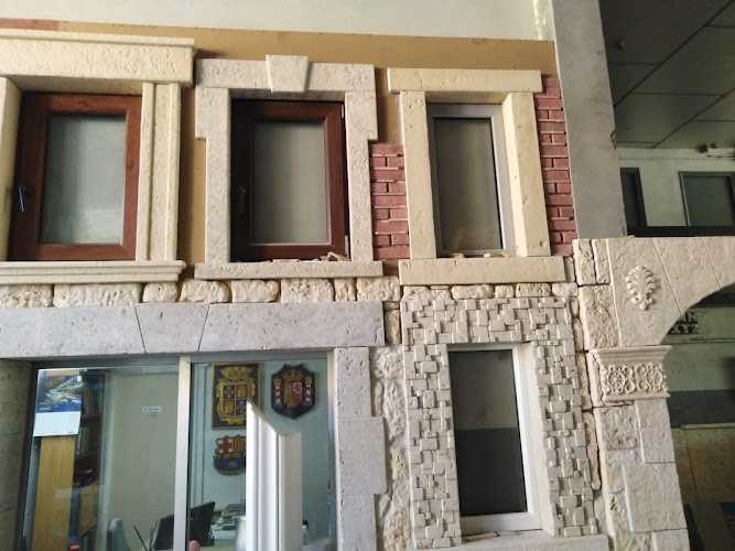 Fotografia tomada fuera de Reformas Lorenzo - Reformas en Tariego de Cerrato, Palencia