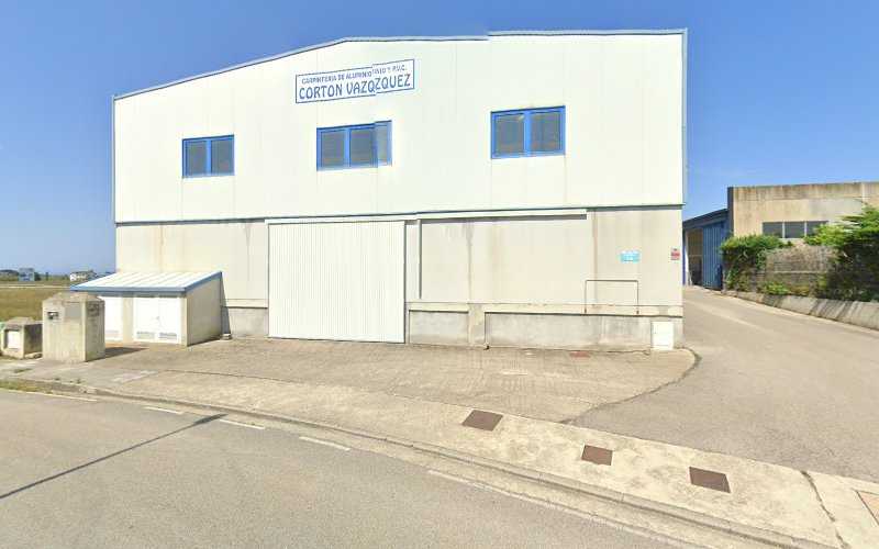 Fotografia tomada fuera de Corton Vázquez - Carpintería metálica y de aluminio en Tapia de Casariego, Asturias