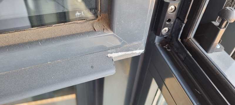 Persianas & Toldos Baixaulí SL - Carpintería metálica y de aluminio en Valencia, Valencia