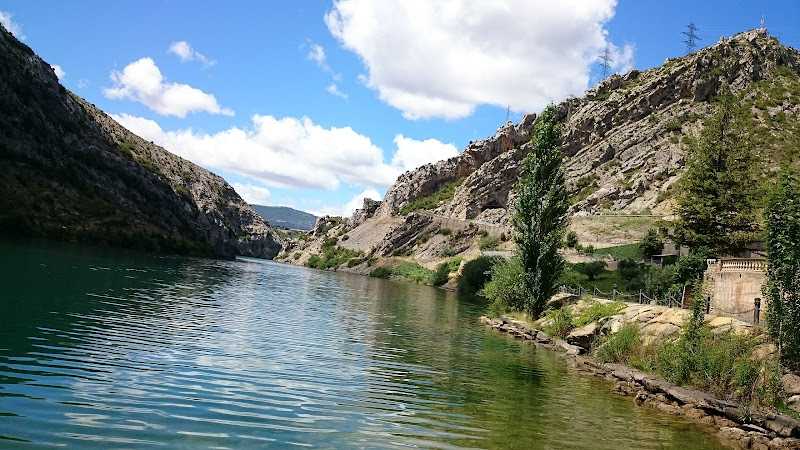 Fotografia tomada fuera de Gonzaga Ferrer - Carpintero en Arén, Huesca