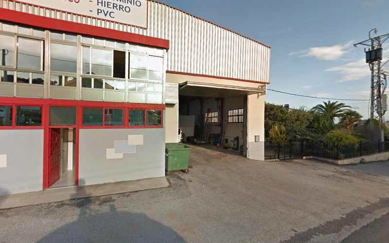 Fotografia tomada fuera de Carpintería Metálica A. Blanco - Carpintería metálica y de aluminio en Foz, Lugo