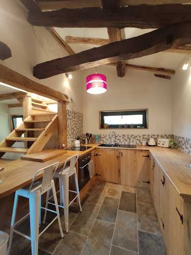 Fotografia tomada fuera de Olive Chestnut - Furniture maker en Ferreira de Pantón, Lugo