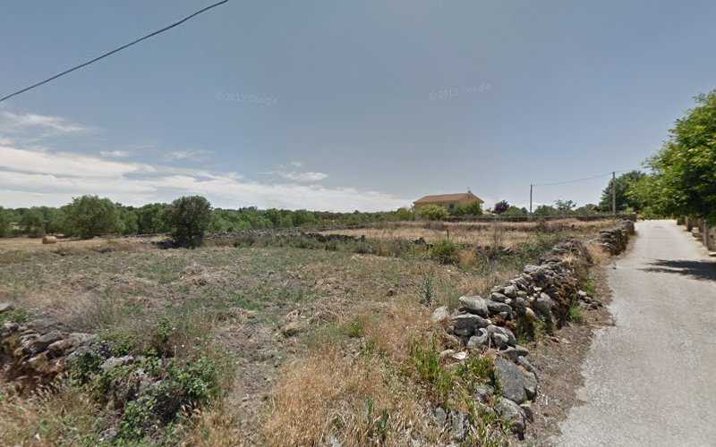 Fotografia tomada fuera de Aluminio y PVC Sayago - Taller de instalación de puertas y ventanas en Bermillo de Sayago, Zamora