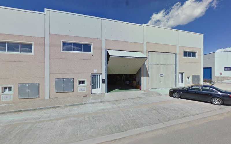 Fotografia tomada fuera de Ibai Cano - Fábrica de puertas en Cuarte de Huerva, Zaragoza