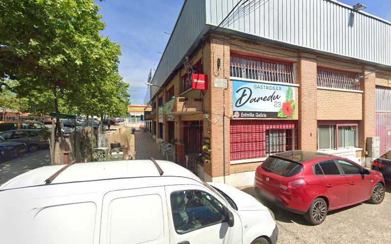 Fotografia tomada fuera de Carpinteria R.Sanz - Contratista general en Collado Villalba, Madrid