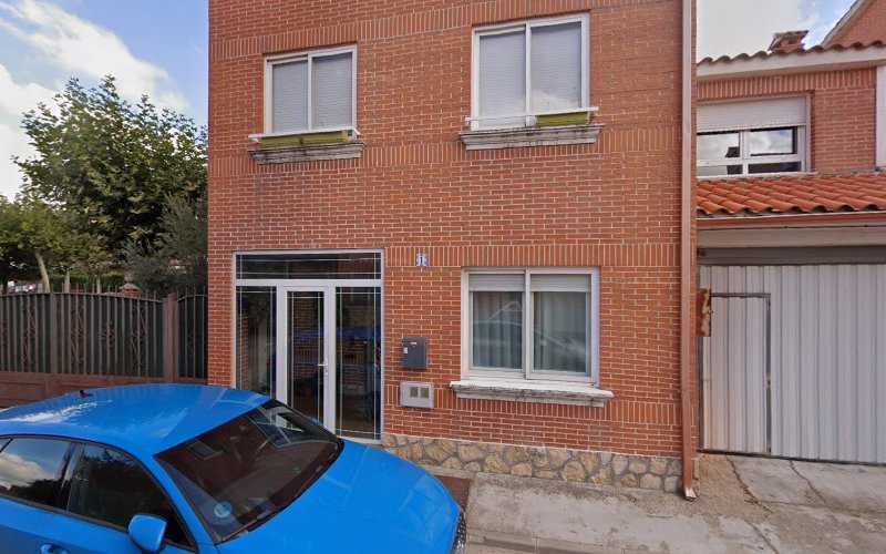 Fotografia tomada fuera de Aluminios Iván y Javier - Carpintería metálica y de aluminio en Villagonzalo Pedernales, Burgos