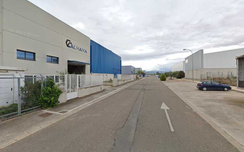 Fotografia tomada fuera de Carpinteria Metalica Alhama - Carpintería metálica y de aluminio en Corella, Navarra