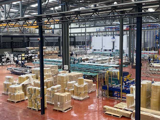 Fotografia tomada fuera de Ventanas CORTIZO - Renova tus espacios - Carpintería metálica y de aluminio en Albacete, Albacete