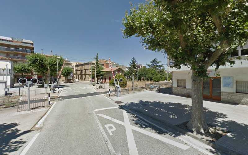 Fotografia tomada fuera de Fusteria Pané - Fusteria en Sant Guim de Freixenet, Lérida