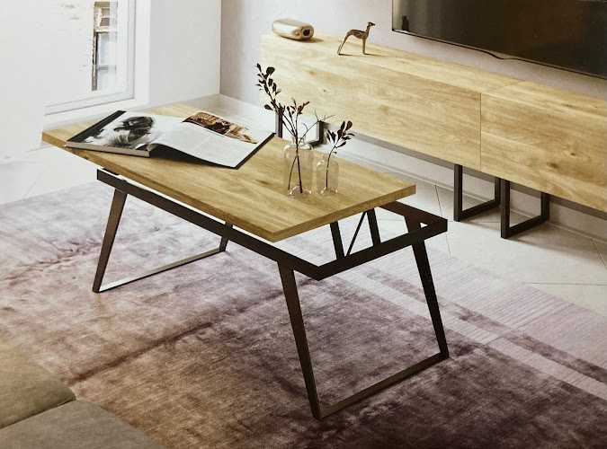 Fotografia tomada fuera de Tomàs Disseny i Mobles - Tienda de muebles en Sant Antoni de Calonge, Girona