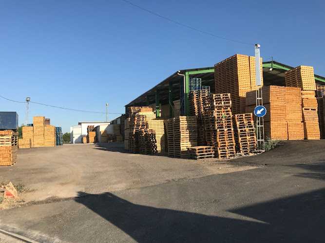 Fotografia tomada fuera de PALYDER SCA - Aserradero en Peñaflor, Sevilla