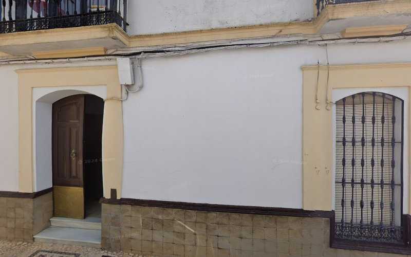 Fotografia tomada fuera de Carpintería Galaroza - Carpintero en Cortegana, Huelva