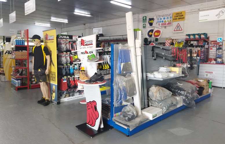 Fotografia tomada fuera de Pérez Acevedo Central - Proveedor de materiales de construcción en Valdelacalzada, Badajoz