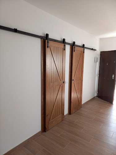 Fotografia tomada fuera de Carpinteria Y Ebanisteria Hermogenes - Carpintero en Cartagena, Murcia