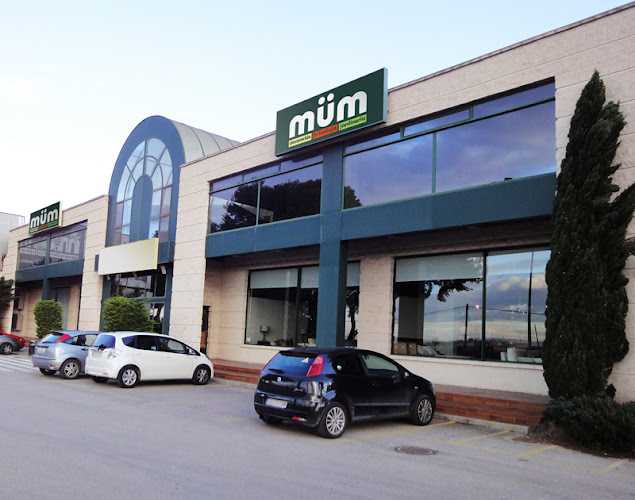 Fotografia tomada fuera de MÜM - Carpintería en Cartagena, Murcia