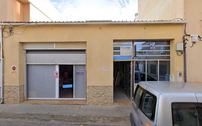 Fotografia tomada fuera de Alumplastic - Carpintería metálica y de aluminio en Cartagena, Murcia