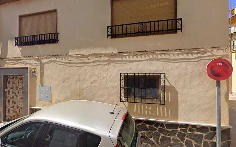 Fotografia tomada fuera de Ignacio Sánchez Moreno - Tienda de armarios en Cúllar Vega, Granada