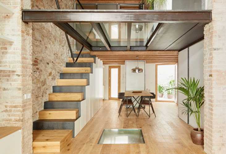 Fotografia tomada fuera de Ebenisteria Cisca - Fuster en Sentmenat, Barcelona