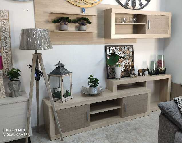 Fotografia tomada fuera de Muebles Ayllón - Tienda de muebles en Carcastillo, Navarra