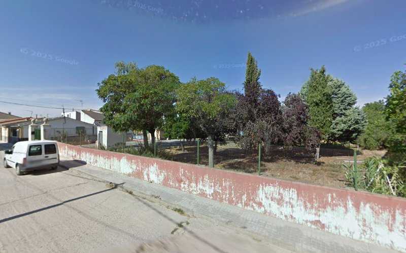 Fotografia tomada fuera de Verticales Forme - Carpintero en Cantimpalos, Segovia